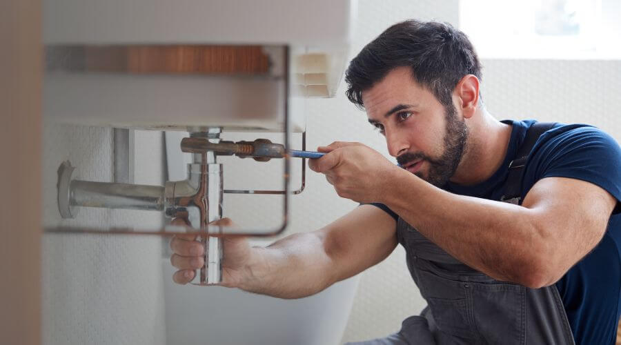 Tankless water heater installation in Thayer, IN